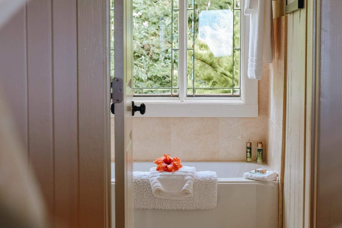 What is the best glass for reducing noise?